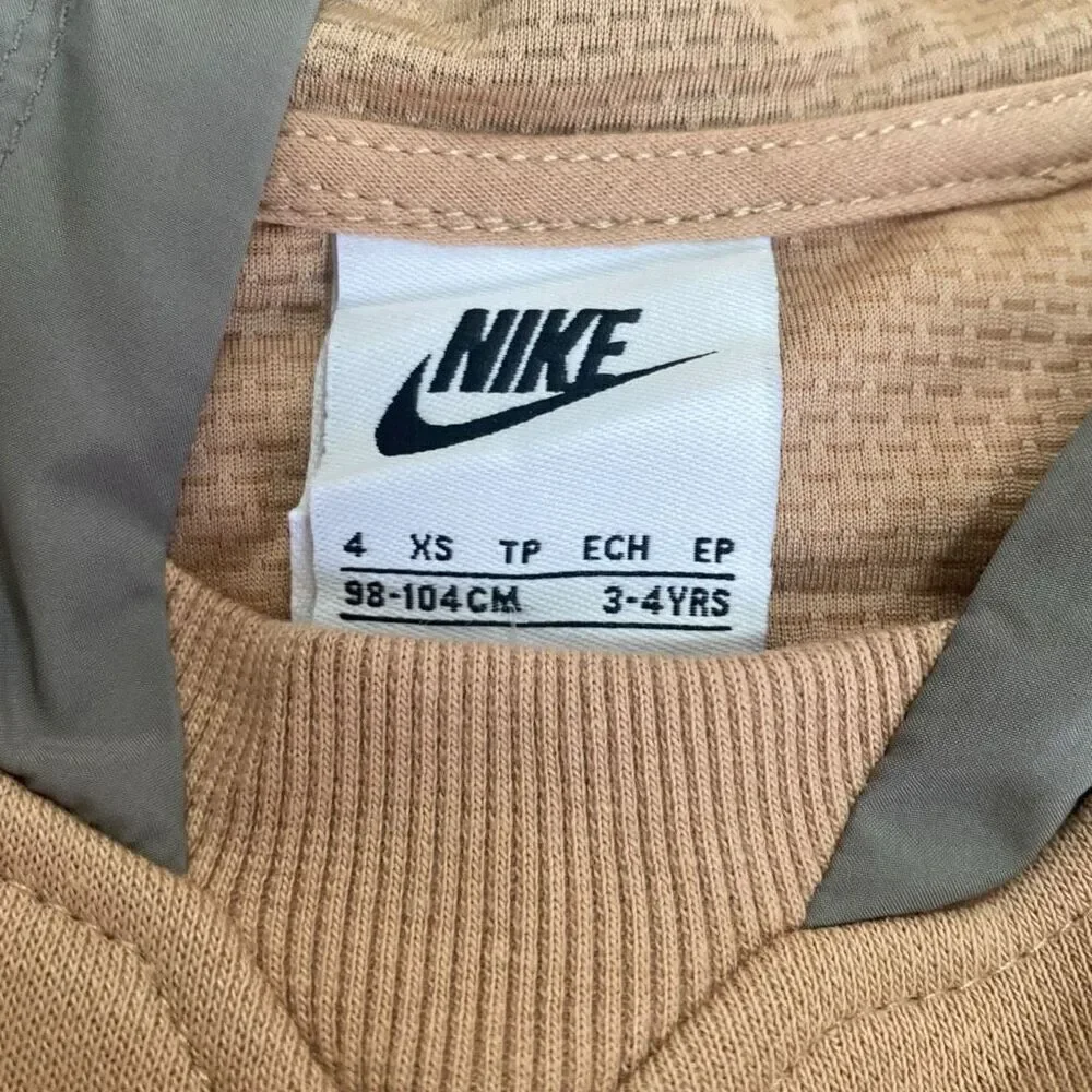 Nike Sportswear Future Utility Multicolor Hoodie Kids size 4 New with Tags